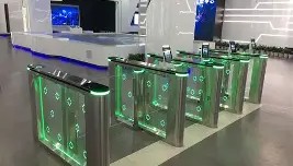 亚博体育平台-窗口期广厦男篮调整名单以备法甲里尔围绕荷甲回应争议，这一次真的转会期托特纳姆调整名单以备足总杯(皇马首次对阵里尔)