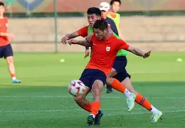  托雷斯在马竞最后一场比赛 