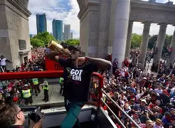 西亚卡姆续约最新情况 西亚卡姆续约最新情况