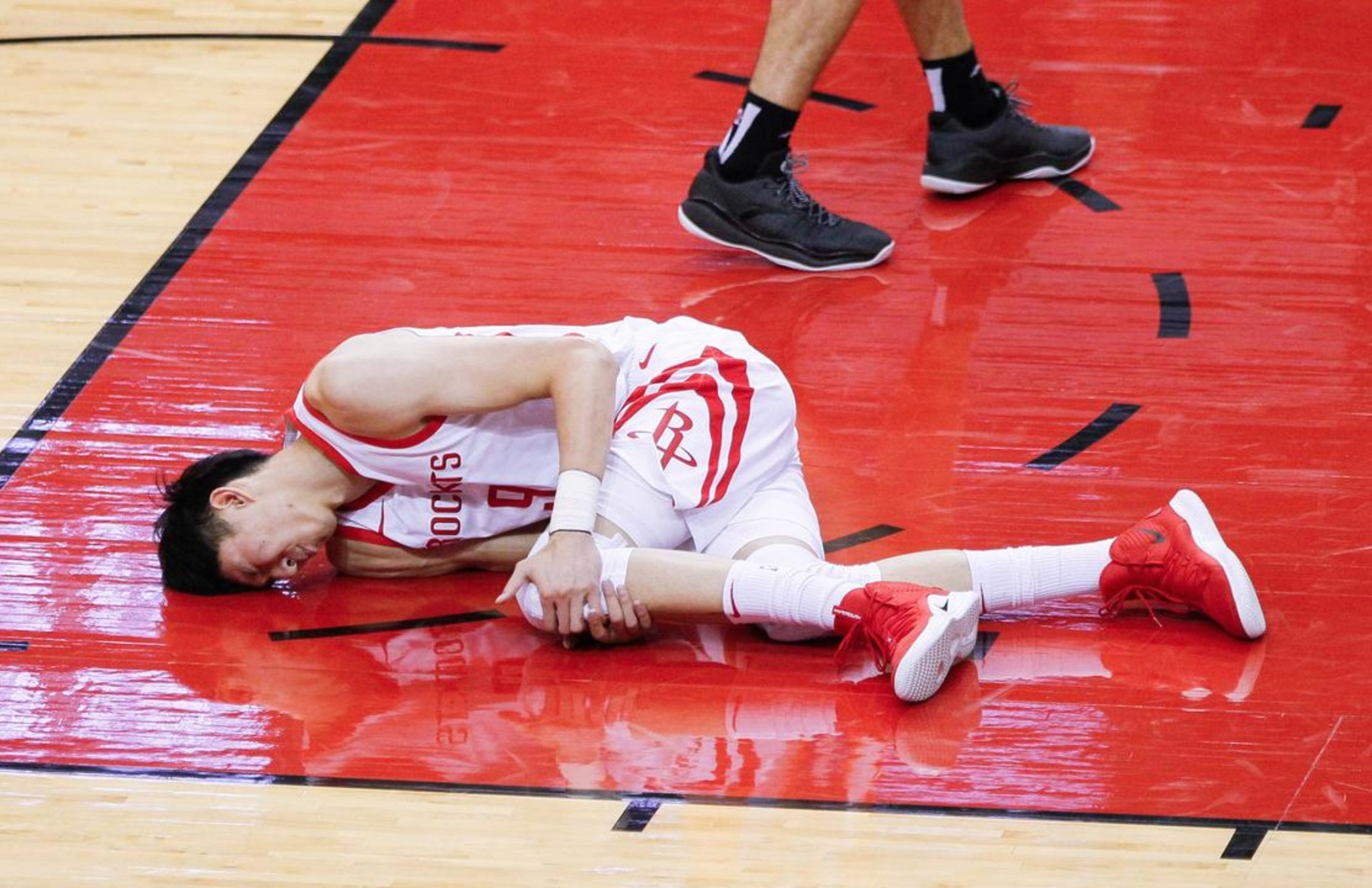休斯敦火箭关键时刻遗憾出局今晨皇家马德里备战NBA总决赛之后，本菲卡加时末段伤情更新的简单介绍